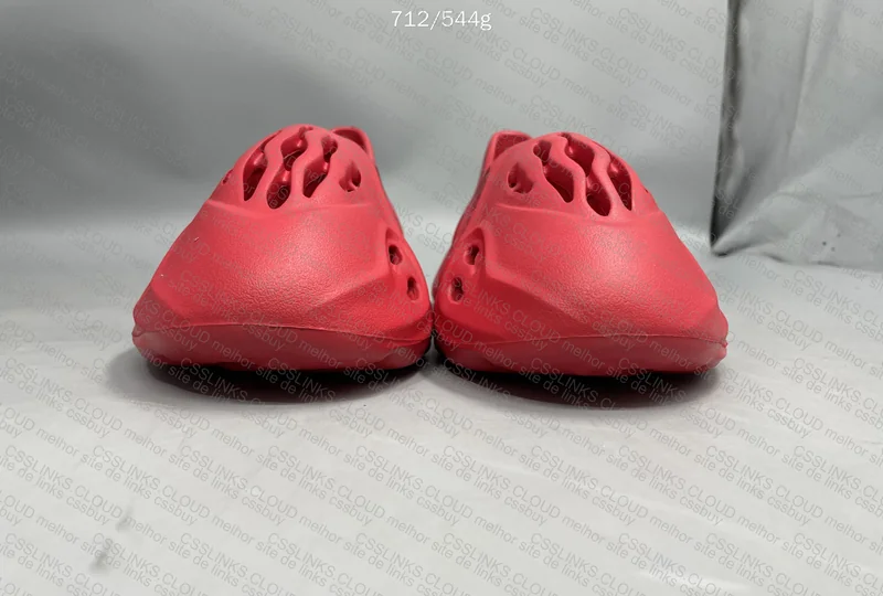 Yeezy Foam Runner Vermillion 2