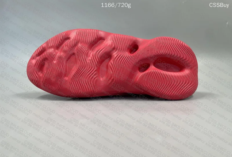 YEEZY FOAM RUNNER VERMILLION GL?? 3