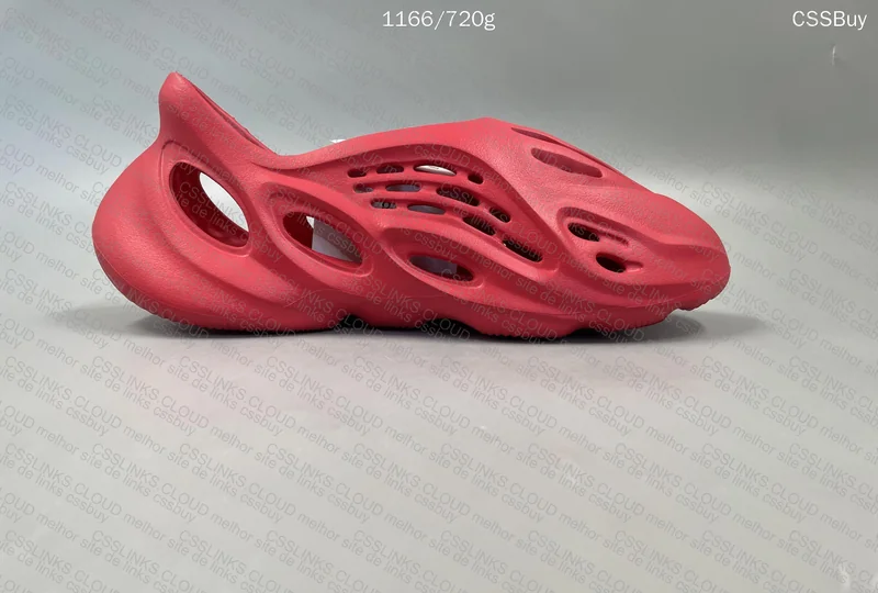 YEEZY FOAM RUNNER VERMILLION GL?? 5