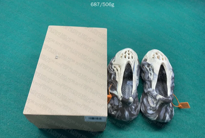 Yeezy Foamrunner ZOK