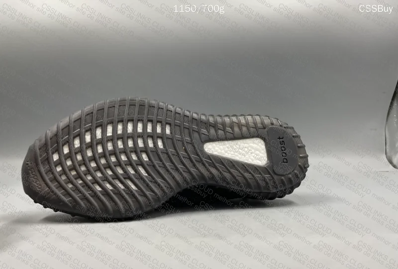 Yeezy Refletivo 9