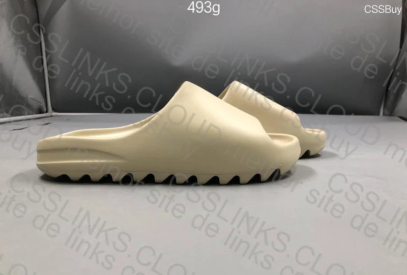 Yeezy Slide 5