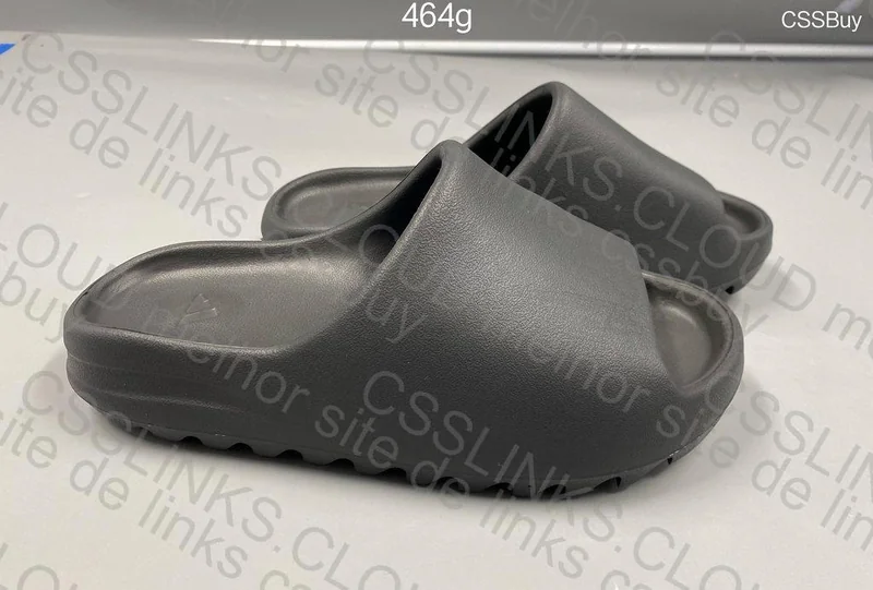 Yeezy Slide 2