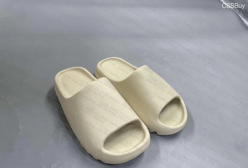 Yeezy Slide