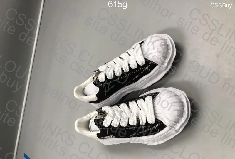 Yeezy Slide 4