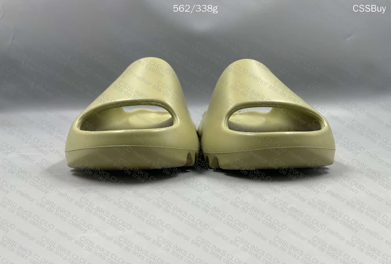 YEEZY SLIDE 2