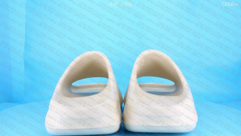 Yeezy slide 3