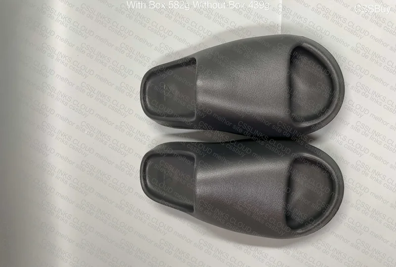 Yeezy Slide