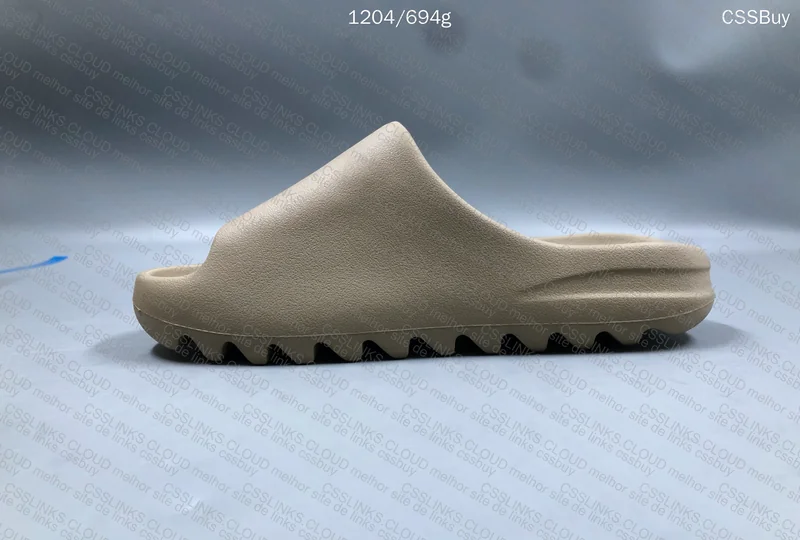 Yeezy slide 6