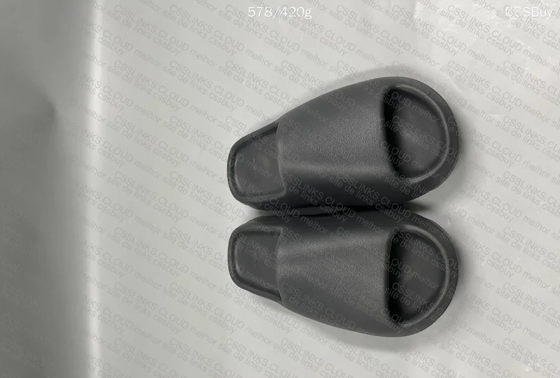 Yeezy Slide 2