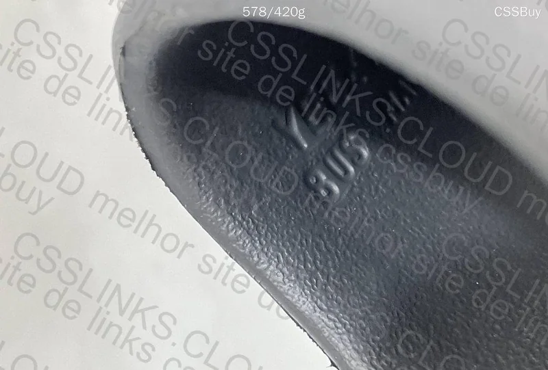 Yeezy Slide 3