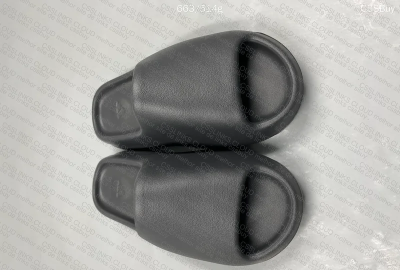Yeezy Slide 6