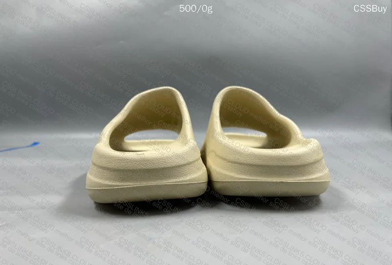 Yeezy Slide 4