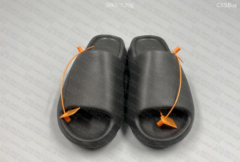 Yeezy Slide
