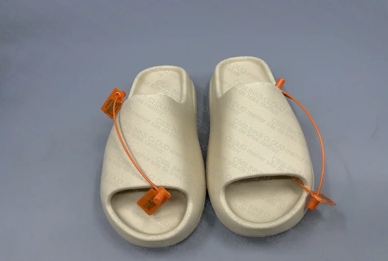 Yeezy Slide