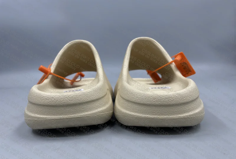 Yeezy Slide 3