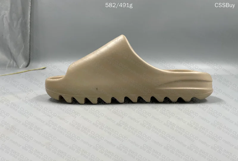 YEEZY SLIDE 2