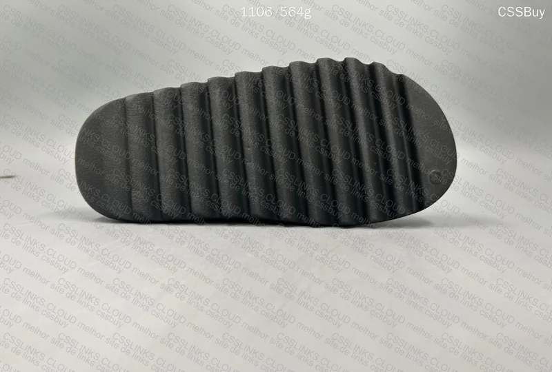 Yeezy Slide 6