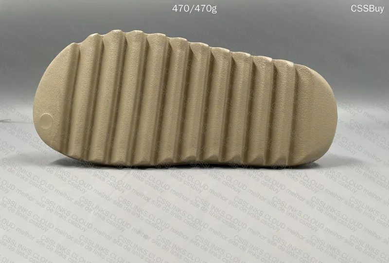 Yeezy Slide 8