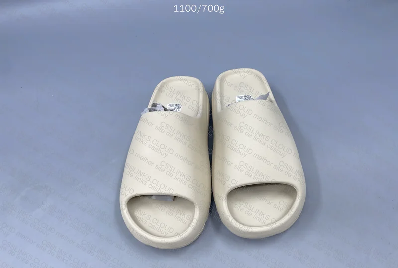 Yeezy Slide