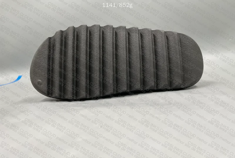 YEEZY SLIDE 2