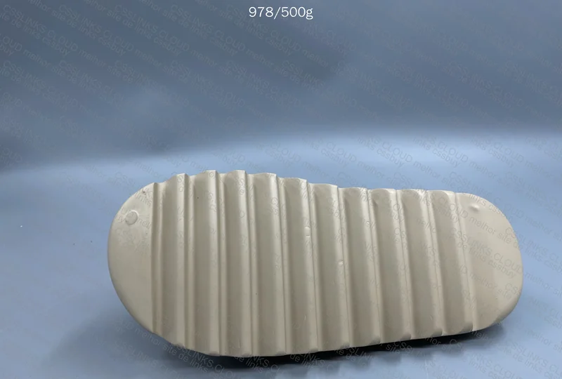 Yeezy Slide 6