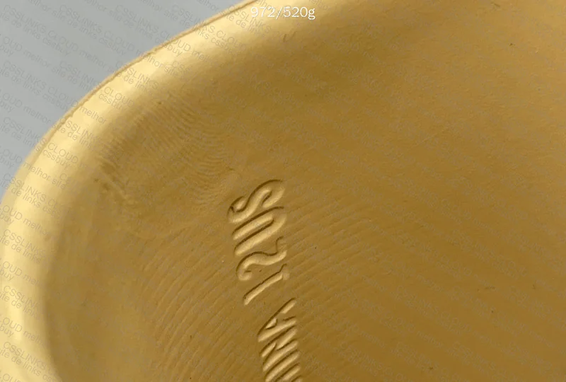 Yeezy Slide 9