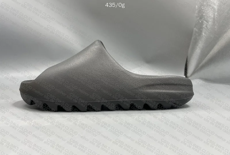 yeezy slide 4