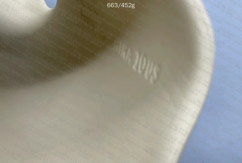 Yeezy Slide 3
