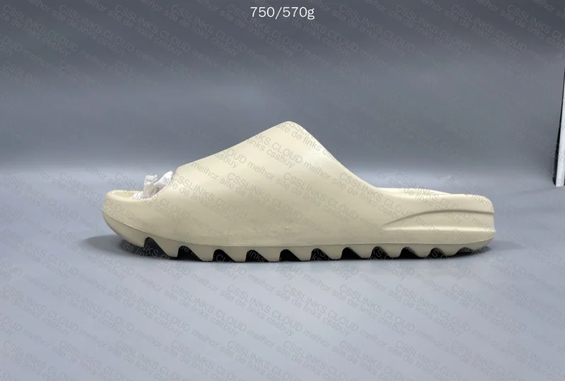 Yeezy Slide 9