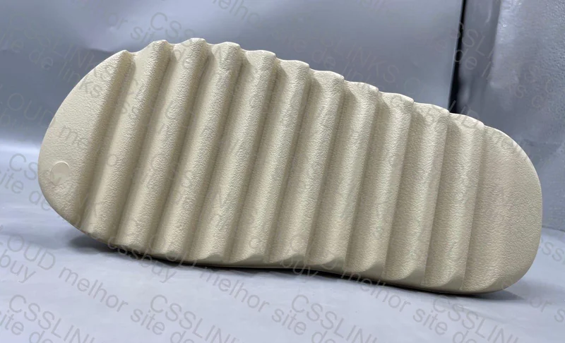 Yeezy Slide 6