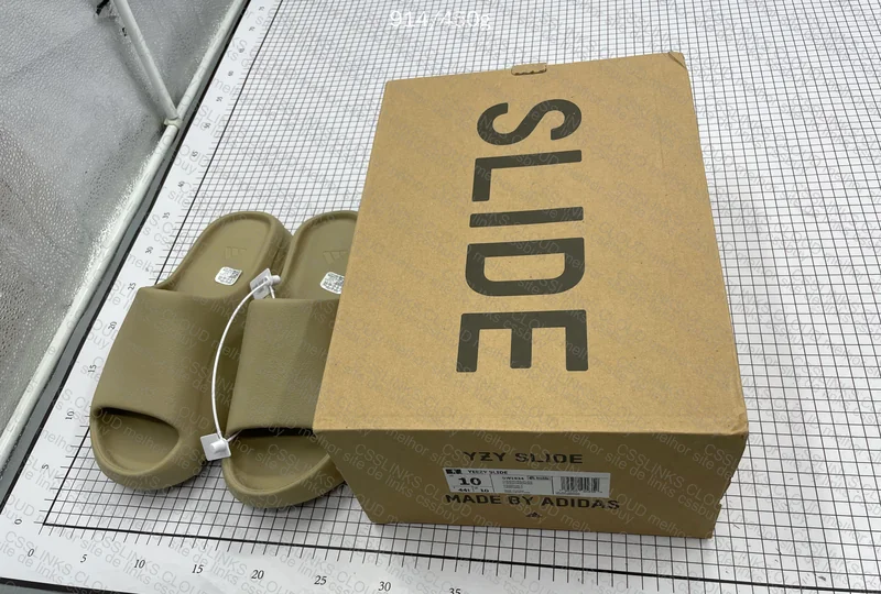 Yeezy Slide 3