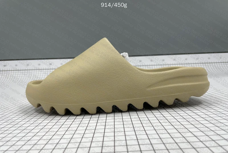 Yeezy Slide 8