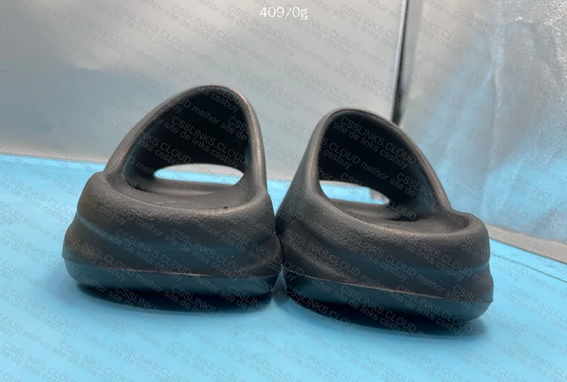 Yeezy slide 2