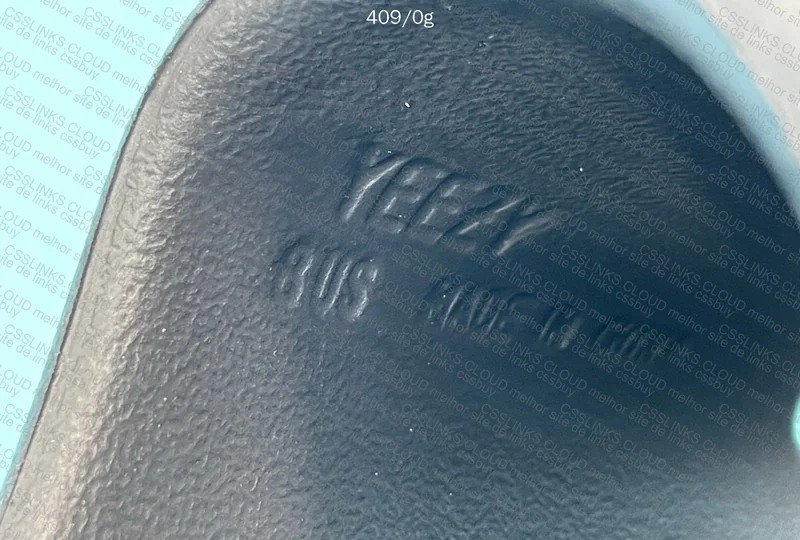Yeezy slide 7