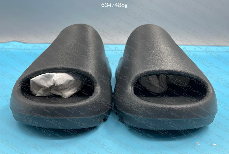 Yeezy Slide 2