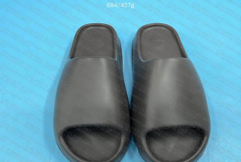 Yeezy Slide 2