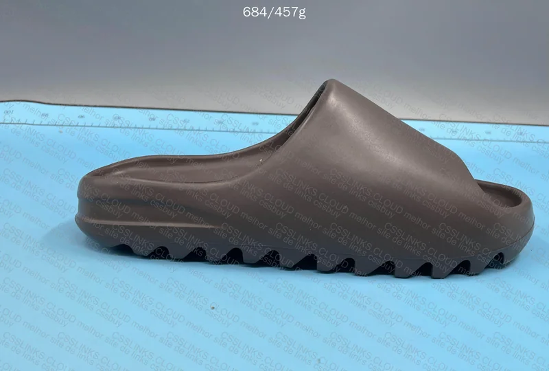 Yeezy Slide 5