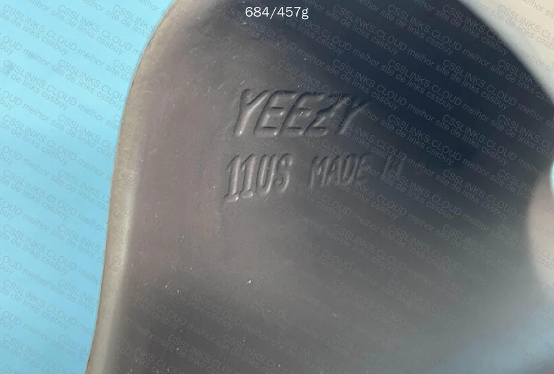 Yeezy Slide 8