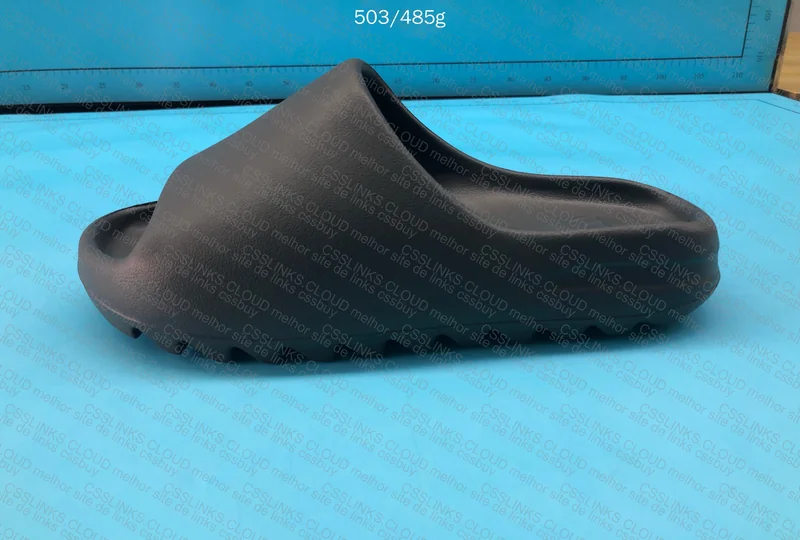 Yeezy Slide 8