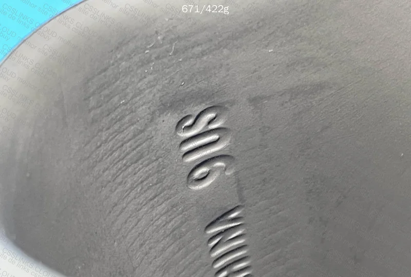 Yeezy Slide 7