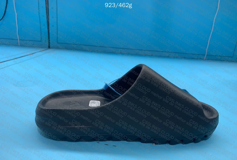 yeezy slide