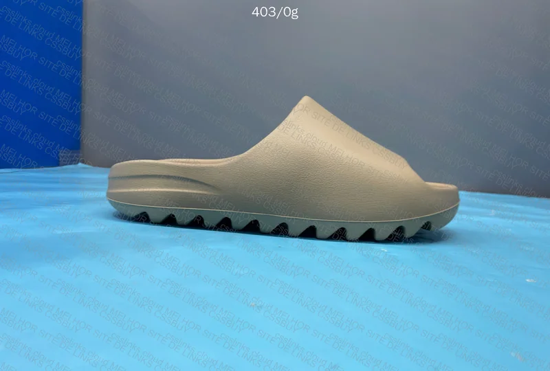 Yeezy slide 3