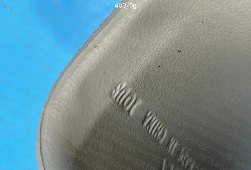 Yeezy slide 7