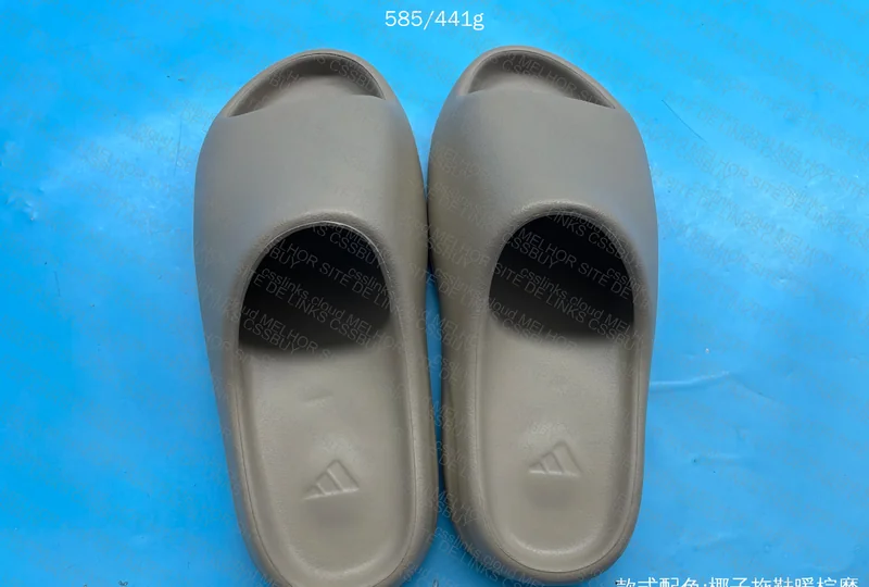 yeezy slide 4