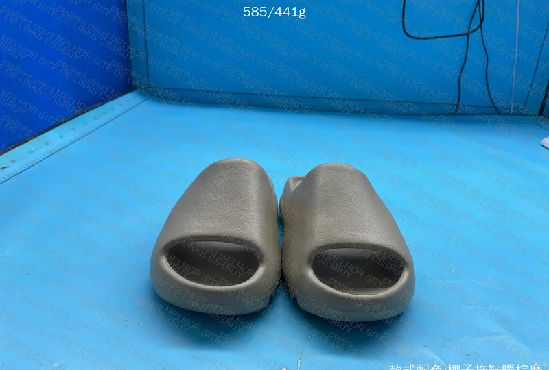 yeezy slide 5