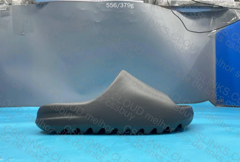 Yeezy slide 7
