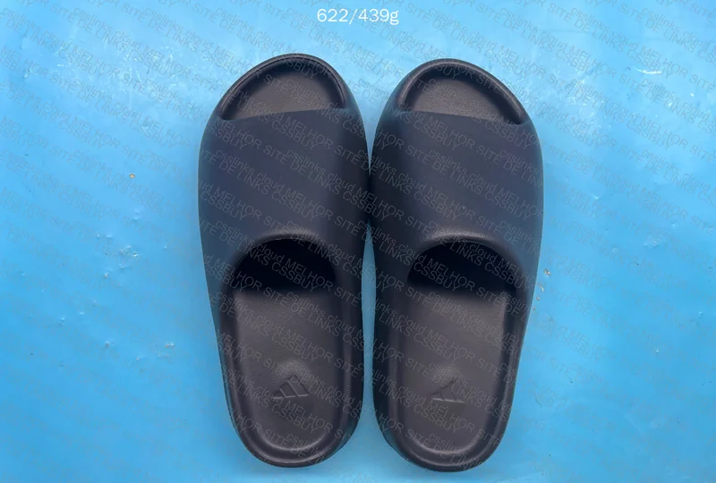 Yeezy Slide 5