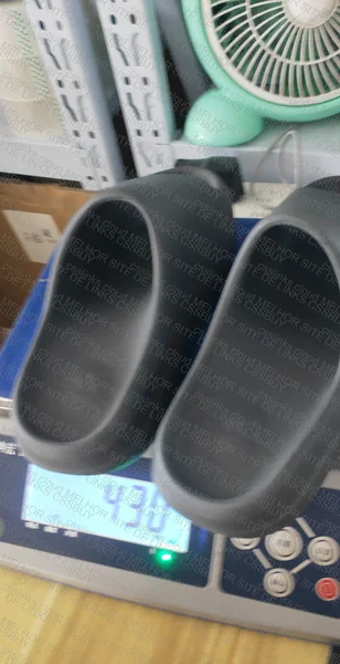 Yeezy Slide