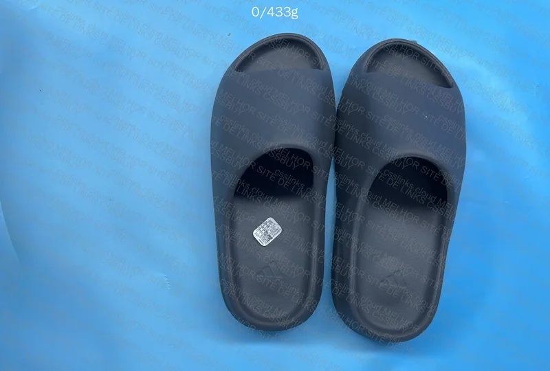 Yeezy Slide 3